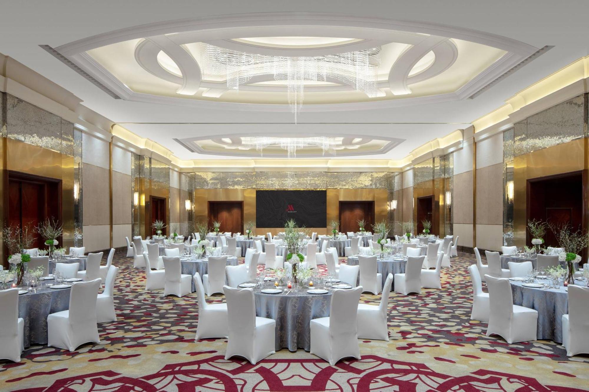 Shanghai Marriott Hotel Hongqiao Exterior photo
